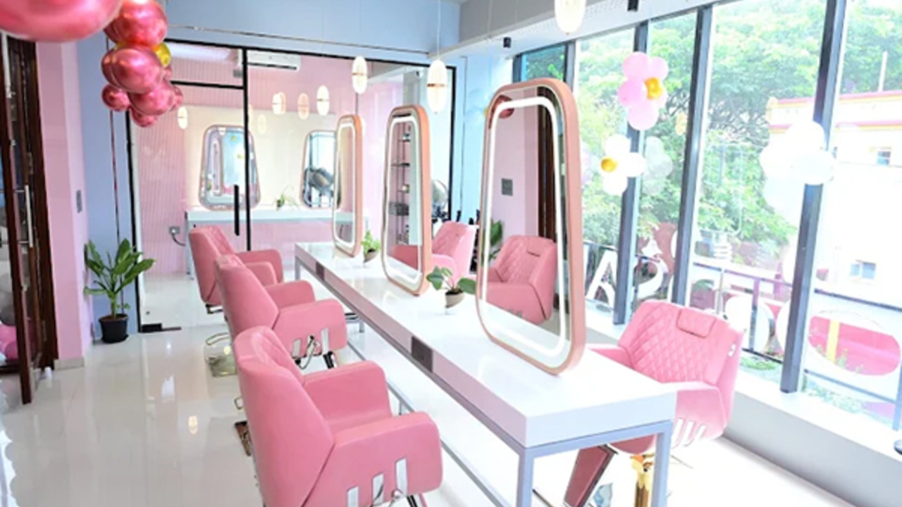 Kích Thước Tiêu Chuẩn Của Ghế Cắt Tóc Và Giường Gội