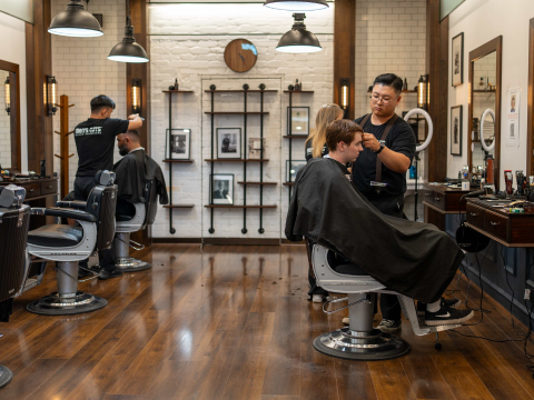 Thiết Lập Quy Trình Vận Hành Barber Shop: Từ Lúc Khách Bước Vào Đến Khi Rời Ghế